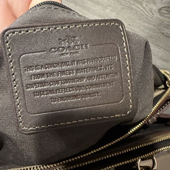 Coach Signature Leather Handbag Shoulder  Bag Purse - Picture 10 of 10